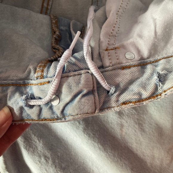 High Straight Bermuda Short - Picture 3 of 5